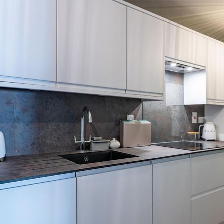 Large Stylish Studio In The Heart Of The City Bath Exteriör bild